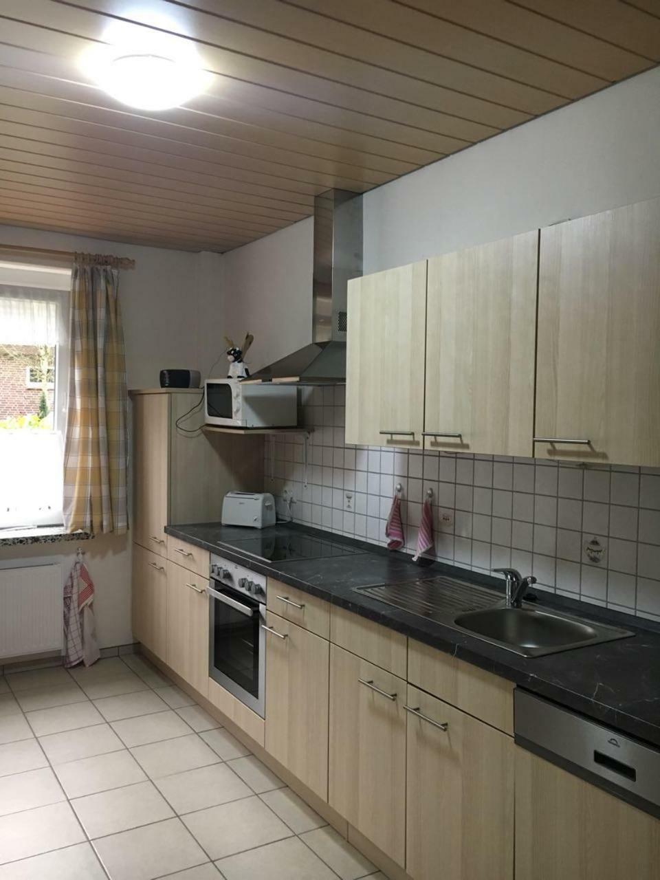 Ferienwohnungen Eichenhof 슈네베르딘겐 외부 사진